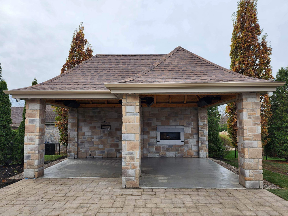 Masonry in Westmount